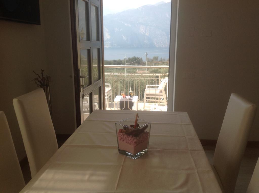 Villa Arianna Panoramic Apartments Malcesine Exteriör bild